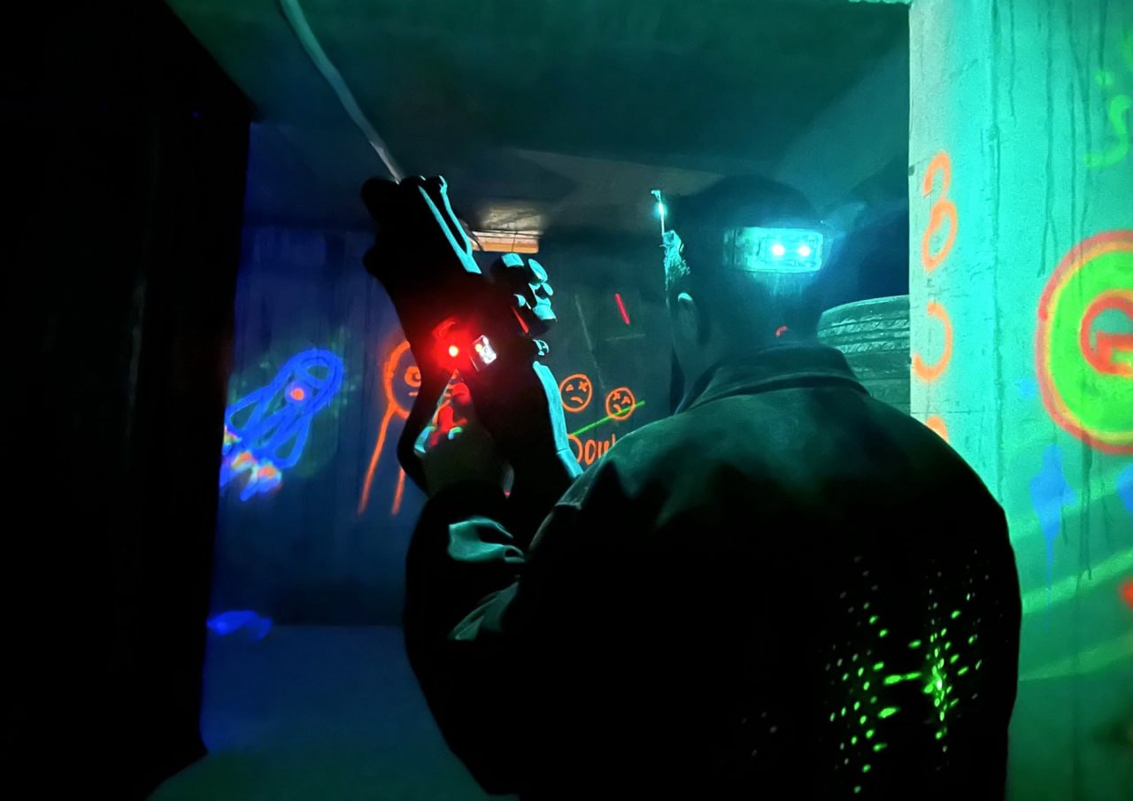 Lazer Lounge