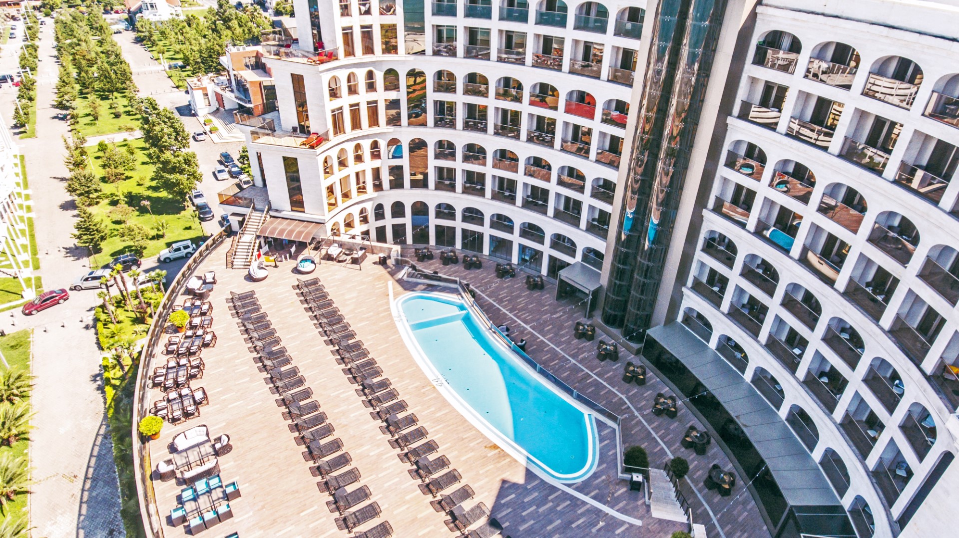 Marina Hotel Swimming Pool
