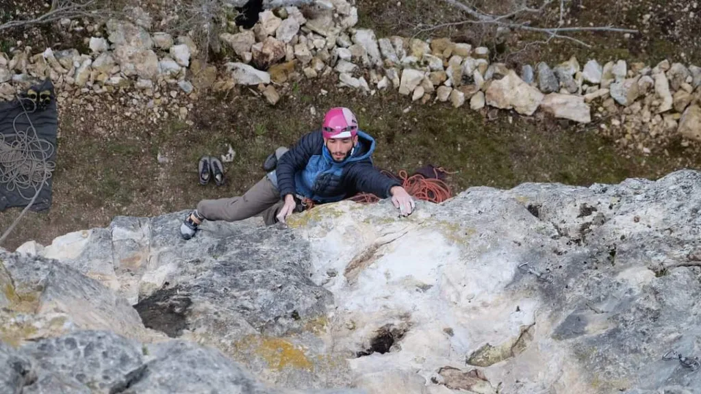 Climbing sectors "Game Zone", "+18", "Kovida", "ATA" of climbing area "Sveri"